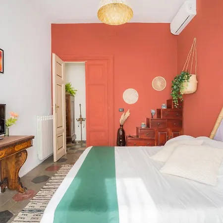 Daire Bohome - Ethnic In The Center Of